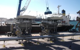 Transport und Lagerung von Getreide im Hafen von Tarragona