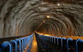 Iron ore tunnel conveyor